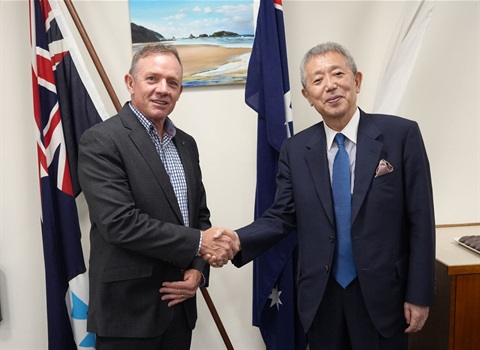 Mayor Adam Belot and Mr Iwasaki